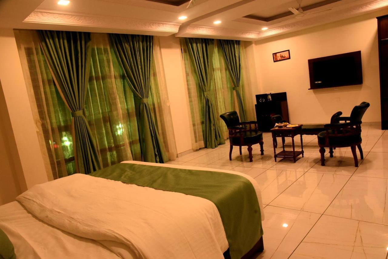 Vits Excellensea Karde Beach Dāpoli Exterior foto
